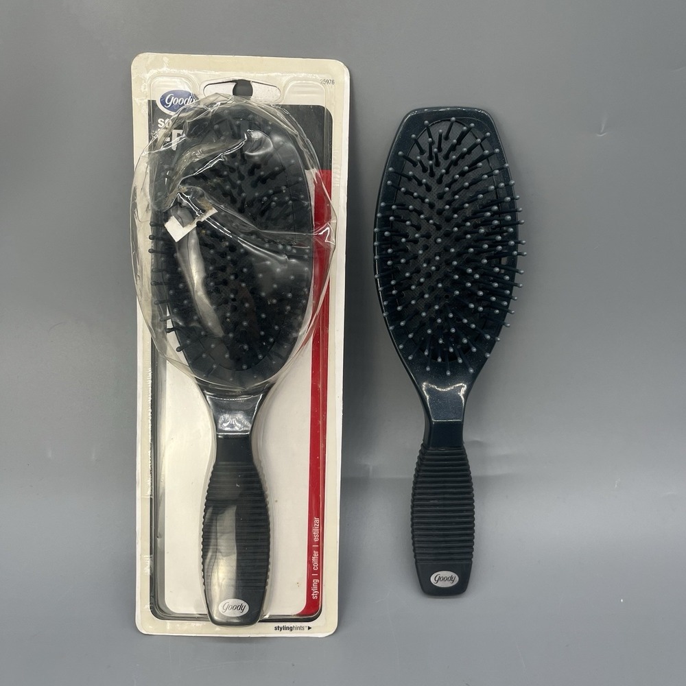 2 Vintage 2006 Goody Detangle It‎ Hair Brush Oval Cushion Styling Brush NOS NIP